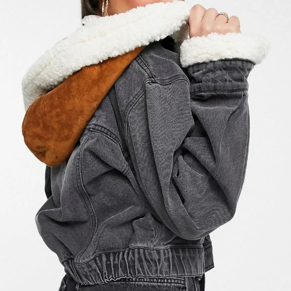 Free people perry hooded denim jacket in washed black sherpa trim size S - Picture 5 of 11